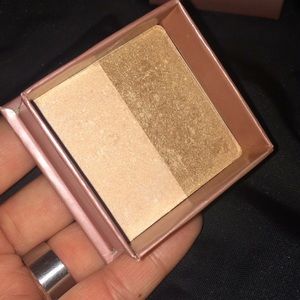 Benefit illuminating powders + brush